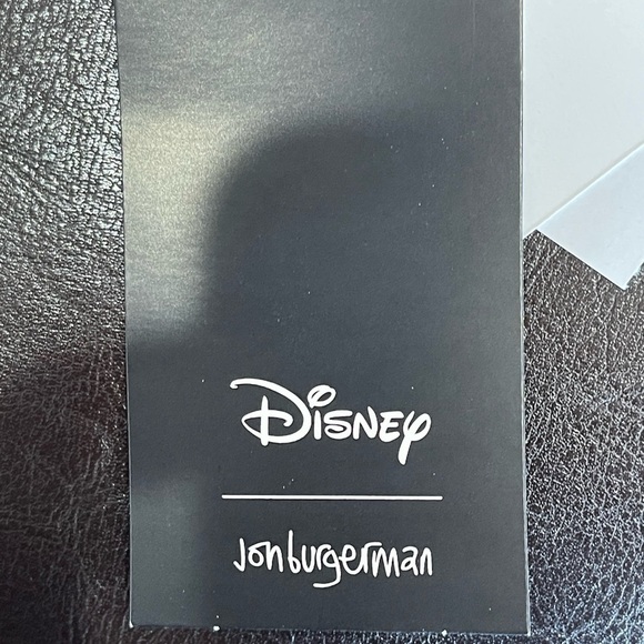 Disney Jon Bugerman design tee shirt in a extra large NWT - Picture 5 of 14